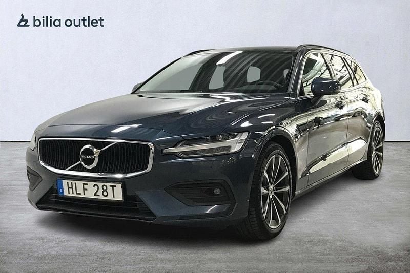 Mörkblå Begagnad 2022 Volvo V60 Kombi | 274 900 kr (Bra pris) - Bild 1/3
