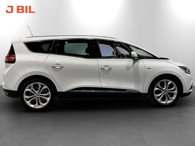 Begagnad Renault Grand Scénic Bose Edition 110 HK (80 kW) 2017 Vit Minibuss