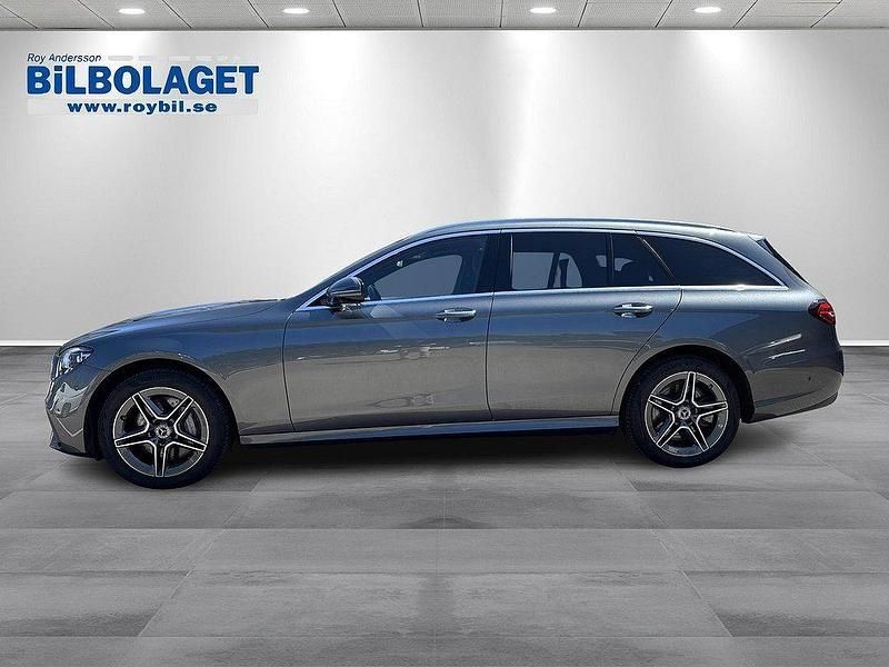 Begagnad Mercedes E300 AMG line 306 HK (225 kW) 2023 Grå Kombi