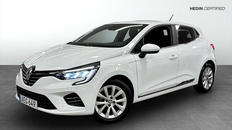 Vit (white) Begagnad 2022 Renault Clio V Intens Halvkombi | 169 900 kr (Lite dyr) - Bild 1/4