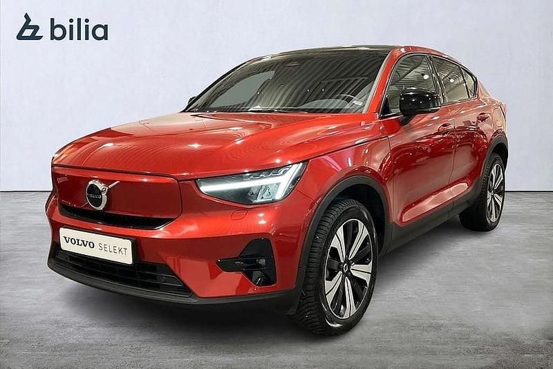 Röd Begagnad 2022 Volvo C40 Plus SUV | 359 900 kr (Marknadspris) - Bild 1/3