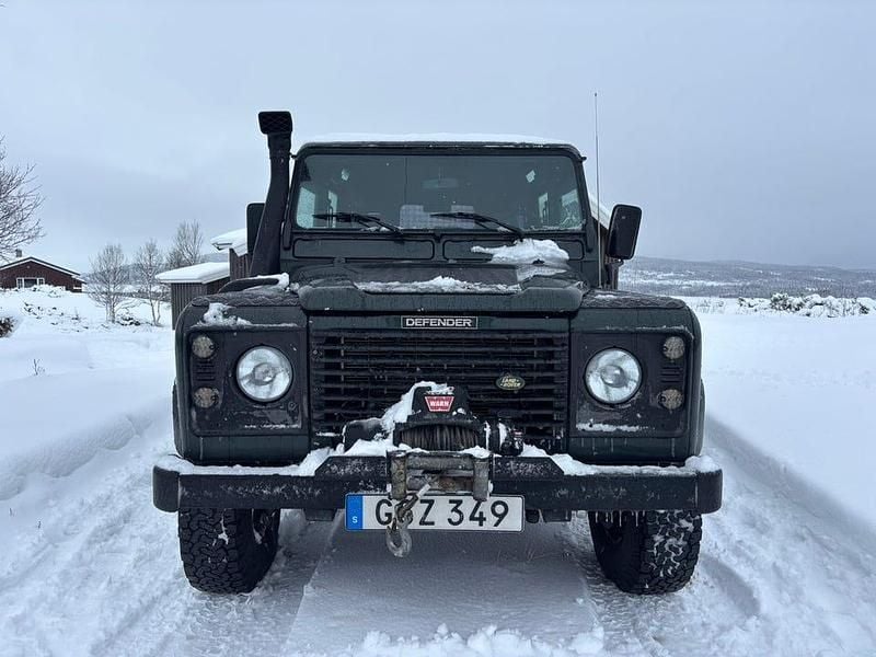 Begagnad 1999 Land Rover Defender Kombi | 320 000 kr - Bild 1/4