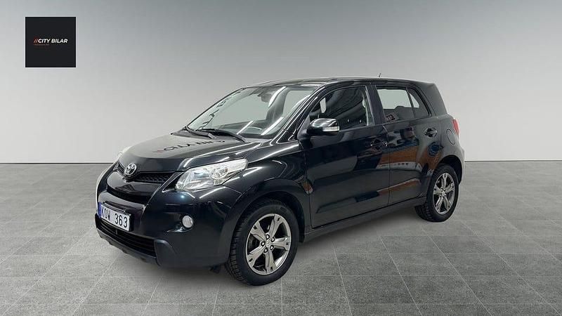 Svart Begagnad 2009 Toyota Urban Cruiser SUV | 69 900 kr (Lite dyr) - Bild 1/4