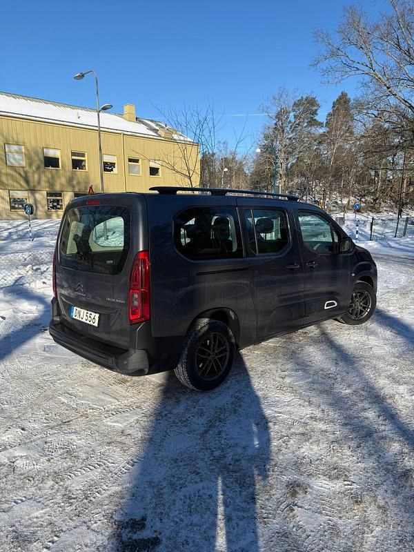 Begagnad Citroën Berlingo 102 HK (75 kW) 2018 Minibuss