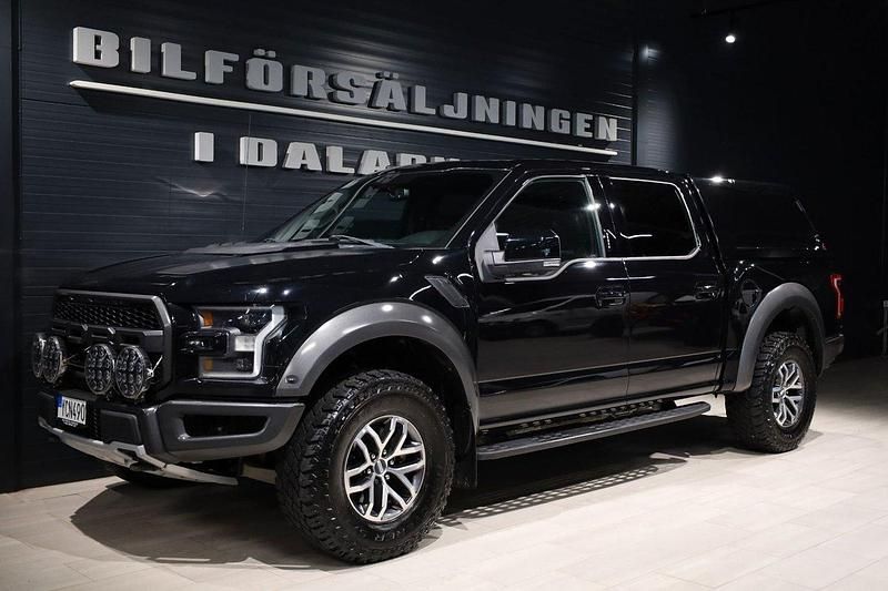 Svart Begagnad 2018 Ford F-150 Raptor Pickup | 549 000 kr (Superpris) - Bild 1/4