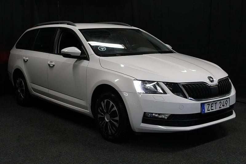 Begagnad Skoda Octavia 116 HK (85 kW) 2018 Vit Kombi