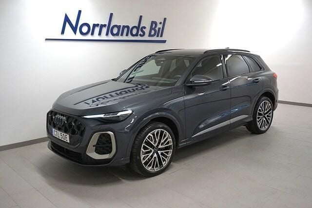 Grå (tamboragrå metallic) Begagnad 2025 Audi Q5 S-Line SUV | 669 900 kr - Bild 1/4