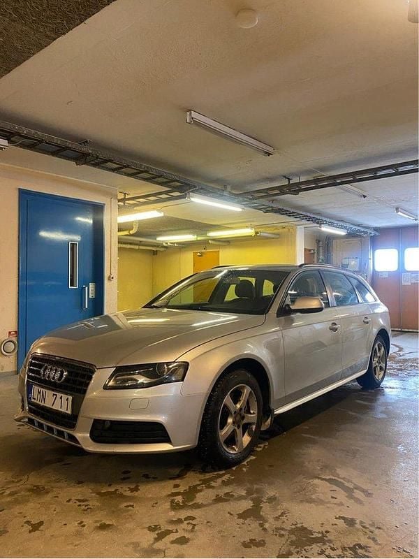 Silver Begagnad 2010 Audi A4 Kombi | 45 000 kr (Superpris) - Bild 1/4