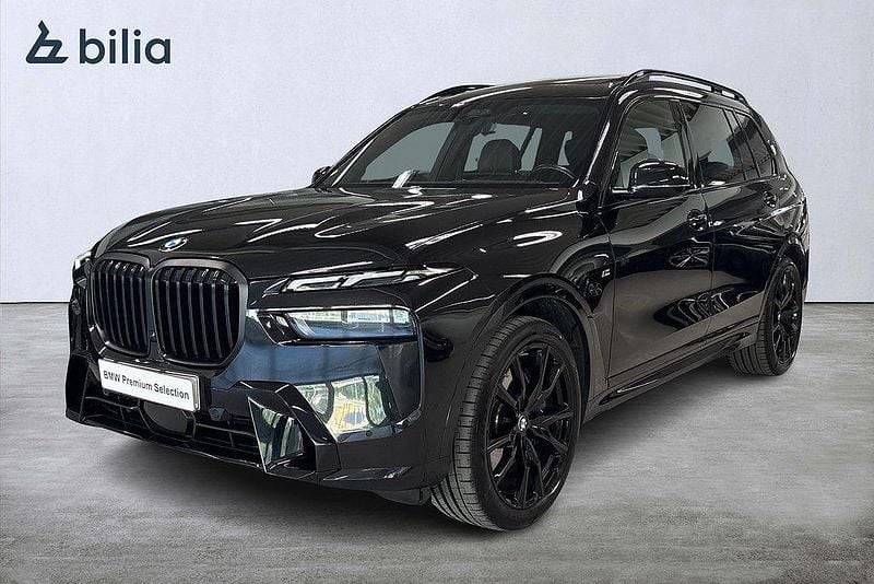 Svart Begagnad 2023 BMW X7 Comfort Edition SUV | 1 039 900 kr (Marknadspris) - Bild 1/4
