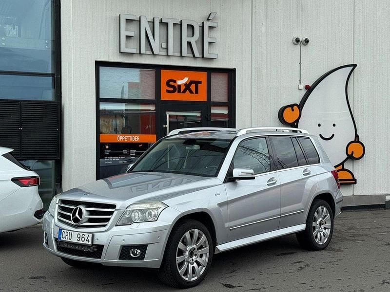 Silver Begagnad 2009 Mercedes GLK220 SUV | 99 900 kr (Marknadspris) - Bild 1/4