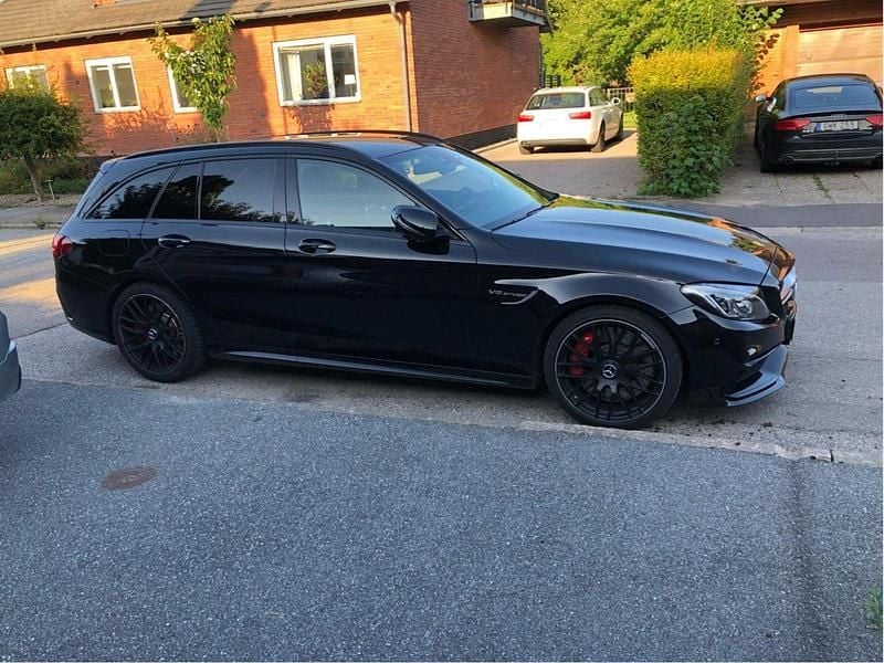 Begagnad 2019 Mercedes GLC63 AMG AMG | 650 000 kr - Bild 1/1