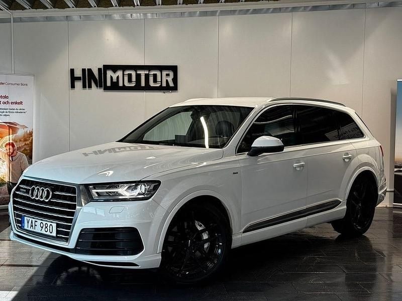 Vit Begagnad 2015 Audi Q7 S-Line SUV | 309 900 kr (Marknadspris) - Bild 1/4