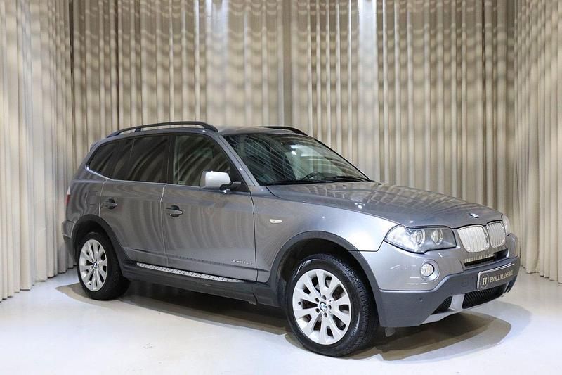 Grå Begagnad 2009 BMW X3 SUV | 69 900 kr - Bild 1/4