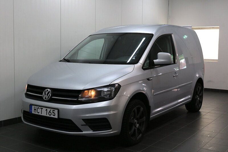 Silver Begagnad 2016 VW Caddy Minibuss | 94 900 kr (Bra pris) - Bild 1/4