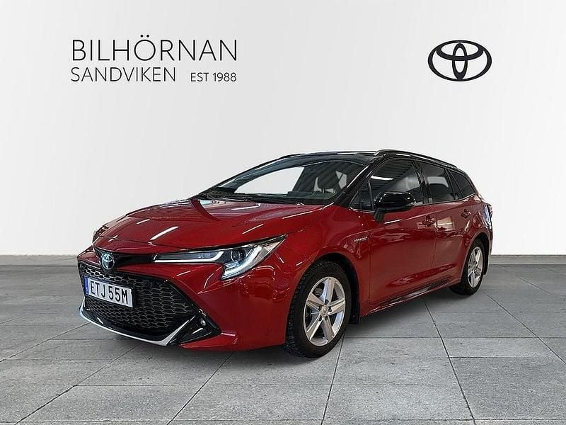 Röd Begagnad 2021 Toyota Corolla Sport Kombi | 269 900 kr (Bra pris) - Bild 1/3