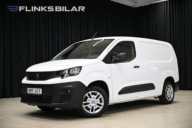 Begagnad Peugeot Partner 131 HK (96 kW) 2021 Vit Minibuss