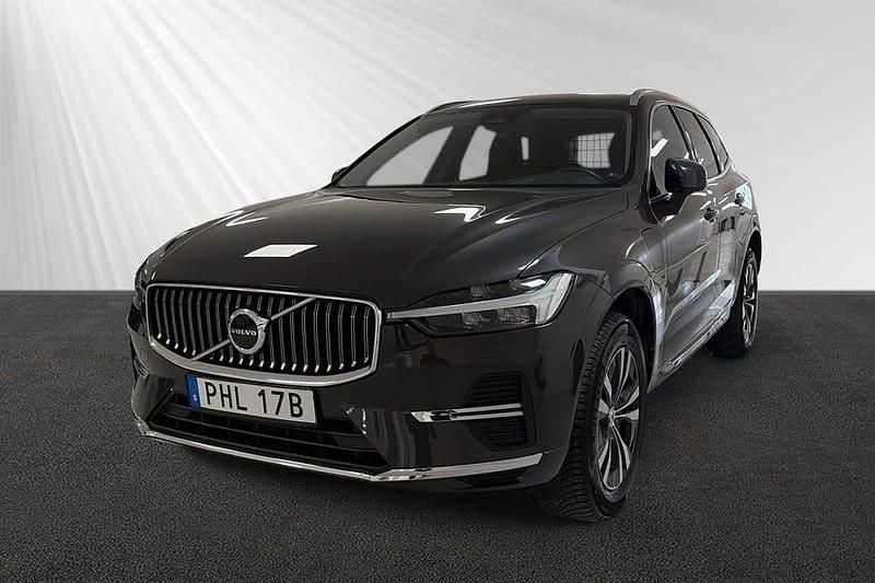 Begagnad Volvo XC60 Core 355 HK (261 kW) 2023 Grå SUV
