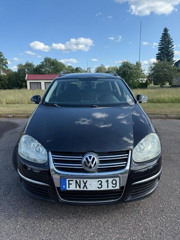 Svart Begagnad 2008 VW Golf VI Kombi | 38 000 kr (Superpris) - Bild 1/4