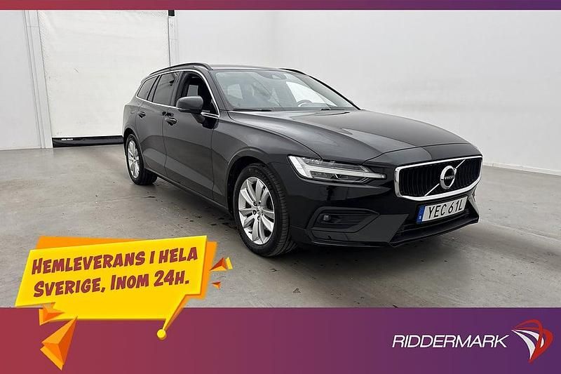 Svart Begagnad 2022 Volvo V60 Momentum Kombi | 279 700 kr (Bra pris) - Bild 1/3