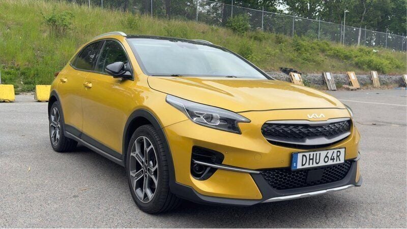 Gul Begagnad 2022 Kia XCeed SUV | 198 500 kr - Bild 1/4