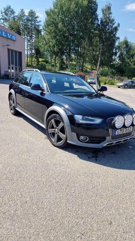 Svart Begagnad 2014 Audi A4 Allroad Comfort Kombi | 87 000 kr (Marknadspris) - Bild 1/2