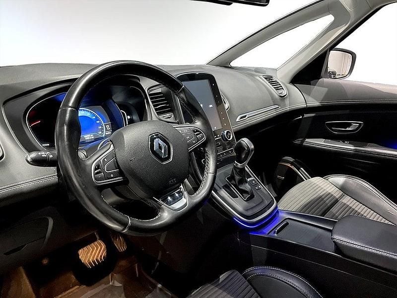 Begagnad Renault Grand Scénic Bose Edition 110 HK (80 kW) 2017 Vit Minibuss