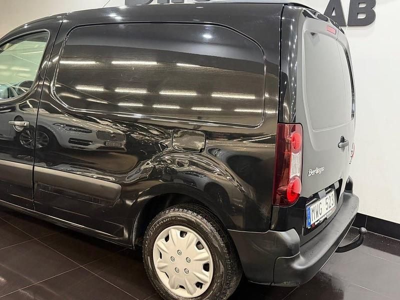 Begagnad Citroën Berlingo 90 HK (66 kW) 2012 Svart Minibuss