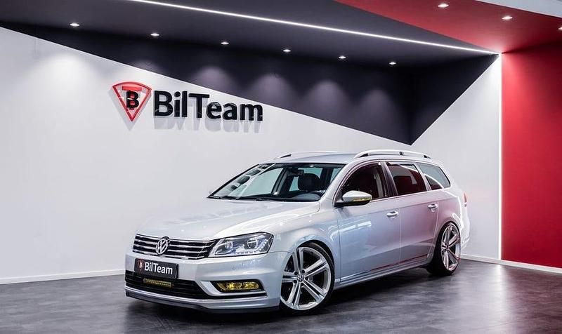 Begagnad VW Passat R-line 177 HK (130 kW) 2013 Flerfärgad Kombi