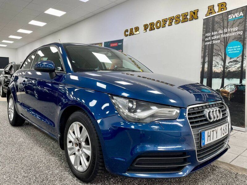 Blå Begagnad 2011 Audi A1 Proline Halvkombi | 74 900 kr (Marknadspris) - Bild 1/4
