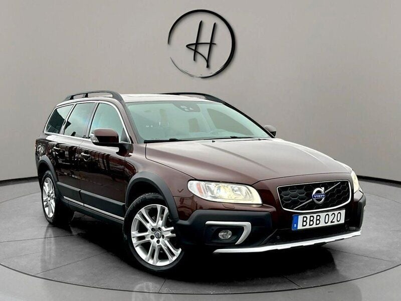 Brun Begagnad 2015 Volvo XC70 Standard SUV | 195 000 kr (Marknadspris) - Bild 1/4