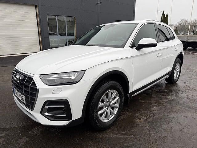 Vit Begagnad 2021 Audi Q5 SUV | 379 000 kr (Bra pris) - Bild 1/4