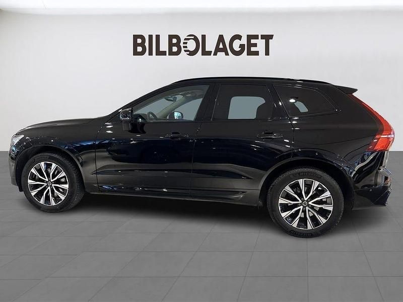 Begagnad Volvo XC60 Plus 197 HK (144 kW) 2023 Svart SUV