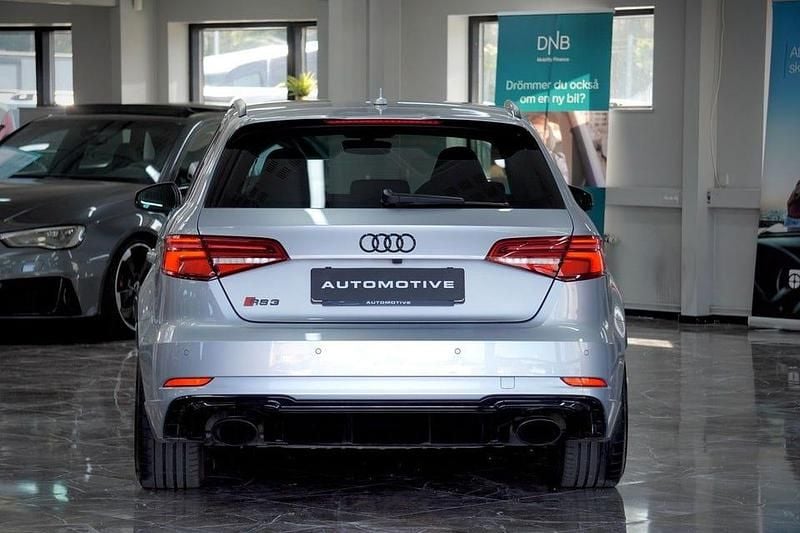 Begagnad Audi RS3 Sportback 400 HK (294 kW) 2018 Silver Halvkombi