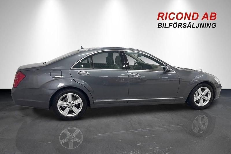 Begagnad Mercedes S350 SE 272 HK (200 kW) 2006 Gråmet Sedan