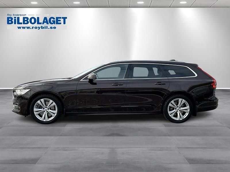 Begagnad Volvo V90 197 HK (144 kW) 2021 Mörkbrun Kombi