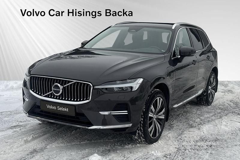 Grå Begagnad 2022 Volvo XC60 Core SUV | 439 900 kr (Bra pris) - Bild 1/4