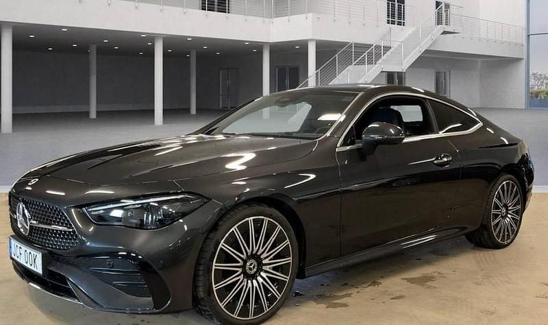 Begagnad Mercedes CLE300 AMG 258 HK (189 kW) 2024 Grafitgrå metallic Sportkupé