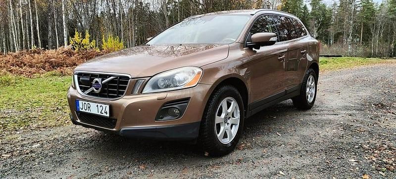 Begagnad 2009 Volvo XC60 Summum SUV | 79 900 kr (Bra pris) - Bild 1/4