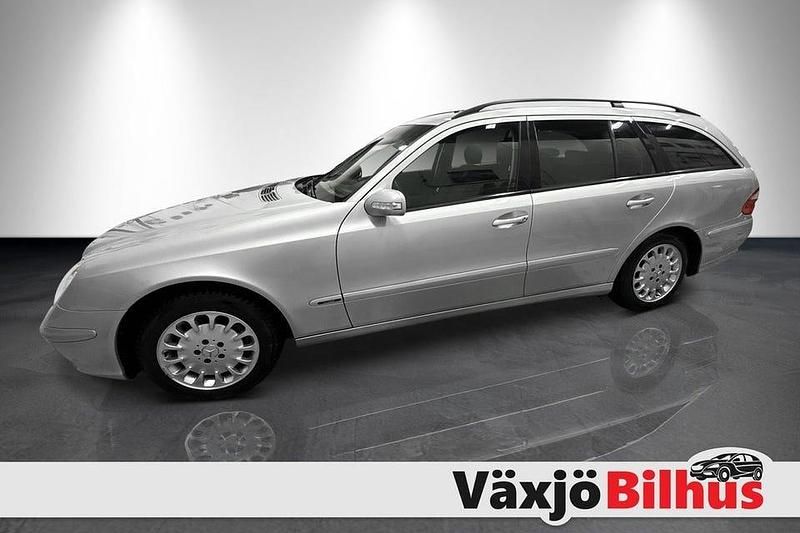 Begagnad Mercedes E200 163 HK (119 kW) 2004 Silver Kombi