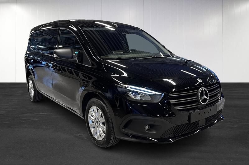 Ny Mercedes Citan 112 2025 Svart
