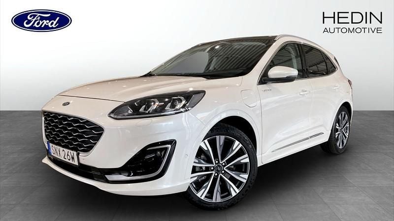 Vit (white) Begagnad 2021 Ford Kuga Vignale SUV | 289 900 kr (Dyr) - Bild 1/4
