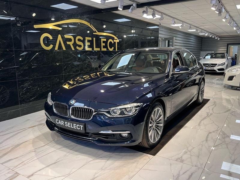 Blå Begagnad 2016 BMW 330 Luxury Line Sedan | 209 900 kr (Bra pris) - Bild 1/4