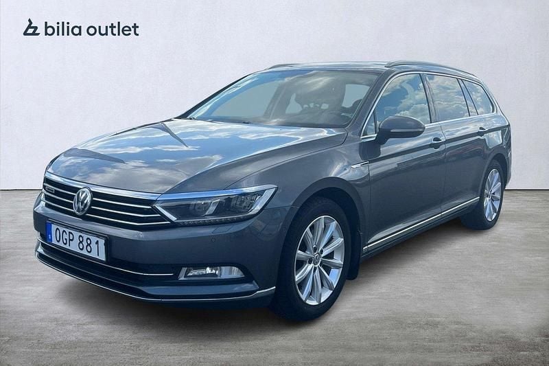 Mörkgrå Begagnad 2016 VW Passat Kombi | 154 900 kr (Marknadspris) - Bild 1/4