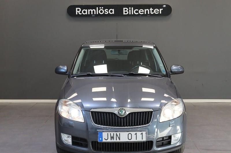 Begagnad Skoda Fabia 69 HK (50 kW) 2009 Mörkgrå Kombi