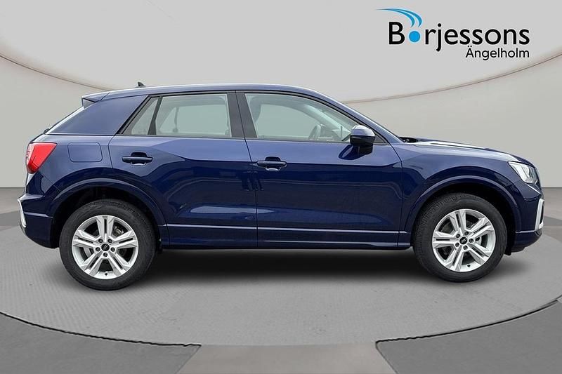 Ny Audi Q2 2026 Blå SUV
