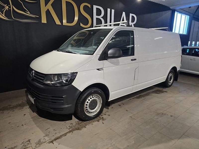 Begagnad VW T6 Comfortline 150 HK (110 kW) 2018 Vit Van