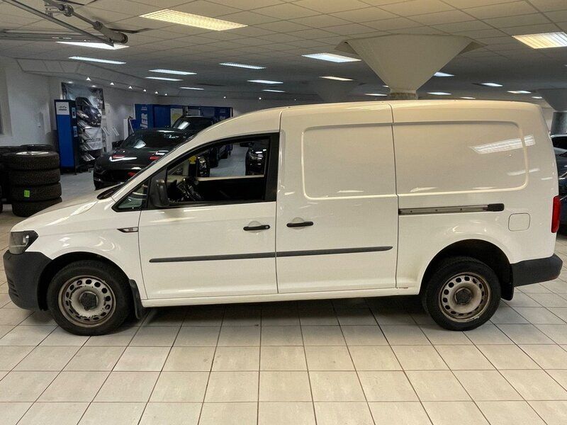 Vit Begagnad 2017 VW Caddy Maxi Minibuss | 94 900 kr (Dyr) - Bild 1/4