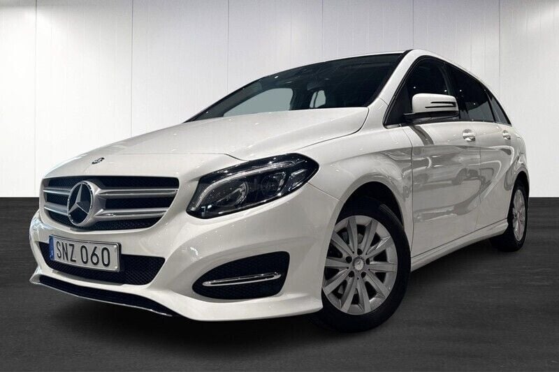 Vit (white) Begagnad 2015 Mercedes B220 Minibuss | 169 900 kr - Bild 1/4