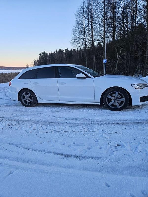 Begagnad Audi A6 190 HK (139 kW) 2015 Kombi