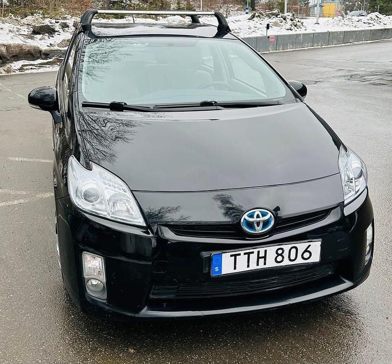 Begagnad Toyota Prius 136 HK (100 kW) 2012